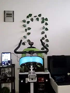 Snapshot of jesicardiente27 chatting on 11/06/25, 02:29 jesicardiente27 online show from 11/06/25, 02:29