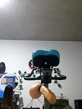 Snapshot of jesicardiente27 chatting on 03/01/26, 10:34 jesicardiente27 online show from 03/01/26, 10:34