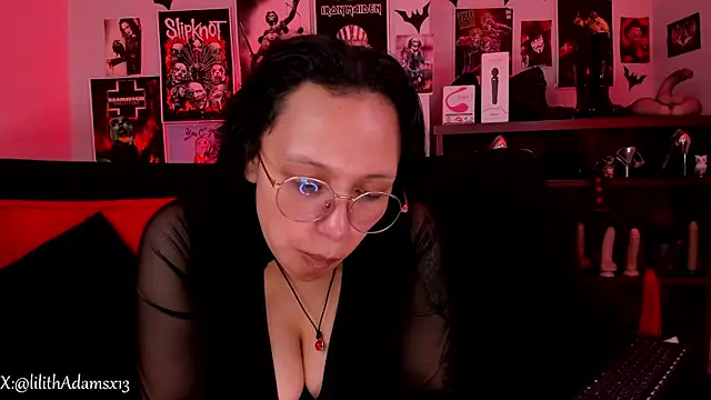 lilith-deveraux online show from 04/23/26, 03:25