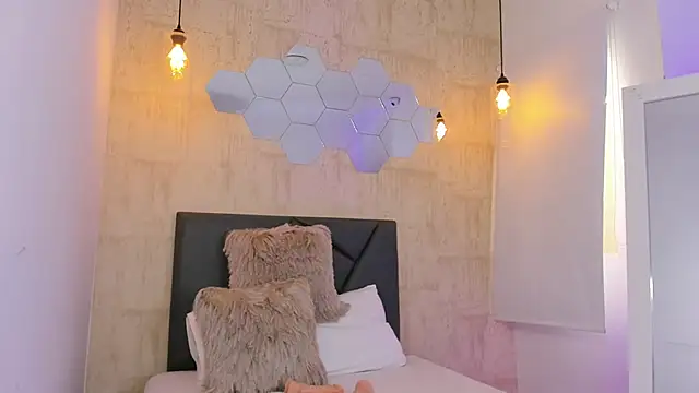 Fransheska-mon online show from 01/30/25, 09:47