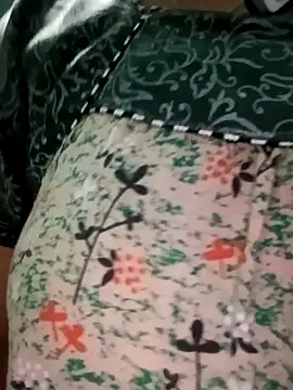 Snapshot of gunjan22 chatting on 12/08/24, 07:15 gunjan22 online show from 12/08/24, 07:15