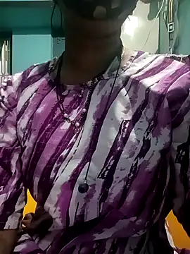 Snapshot of gunjan22 chatting on 12/15/24, 04:37 gunjan22 online show from 12/15/24, 04:37