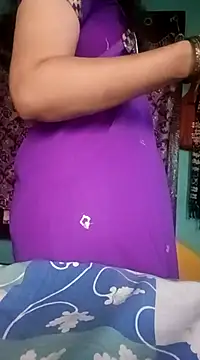 Snapshot of gunjan22 chatting on 12/16/24, 06:32 gunjan22 online show from 12/16/24, 06:32