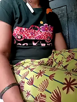 Snapshot of gunjan22 chatting on 12/20/24, 06:19 gunjan22 online show from 12/20/24, 06:19