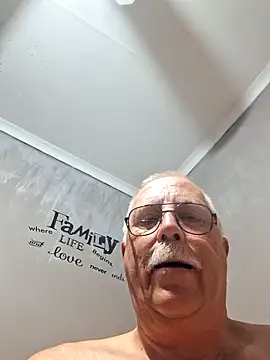 NawtyB1965 online show from 02/06/26, 03:44