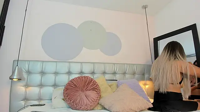 Snapshot of Axel_brunette1 chatting on 03/04/25, 08:05 Axel brunette1 online show from 03/04/25, 08:05