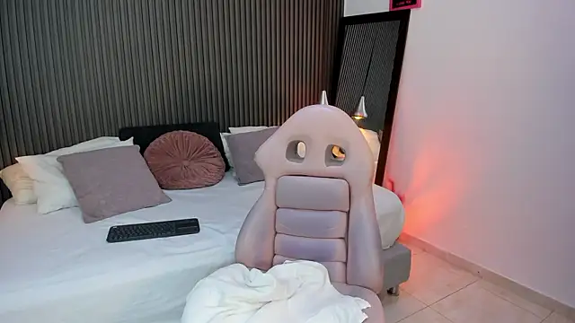 Axel brunette1 online show from 03/01/26, 12:01