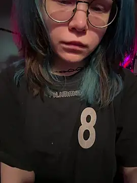 MaddisonHaas online show from 12/17/24, 02:01