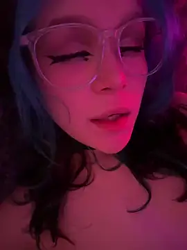 MaddisonHaas online show from 03/21/25, 03:01