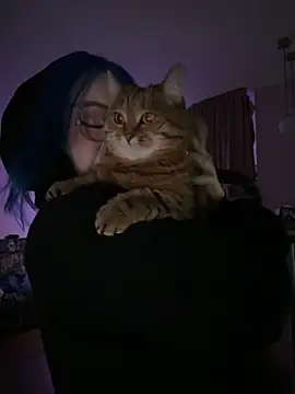 MaddisonHaas online show from 10/04/25, 01:47