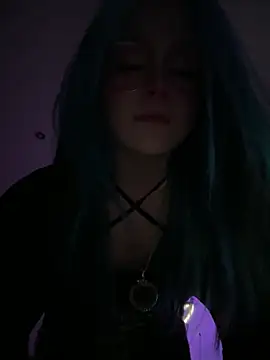 MaddisonHaas online show from 12/18/25, 01:33