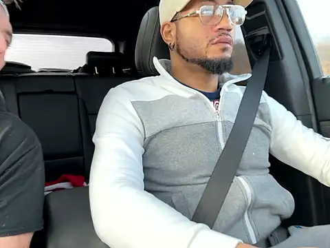 KySir1990 online show from 12/05/25, 02:03