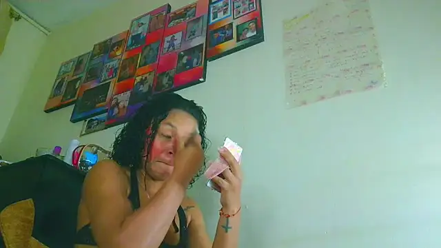 Samary thomas online show from 04/12/26, 01:43