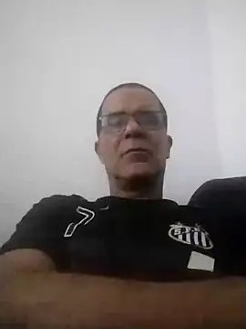 Snapshot of barboza991 chatting on 02/13/25, 01:40 barboza991 online show from 02/13/25, 01:40