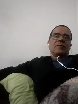 Snapshot of barboza991 chatting on 06/05/26, 11:43 barboza991 online show from 06/05/26, 11:43