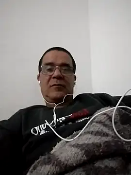 Snapshot of barboza991 chatting on 06/17/26, 02:14 barboza991 online show from 06/17/26, 02:14