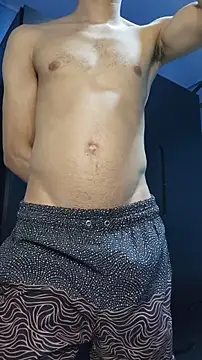 boyminerin00 online show from 10/14/25, 12:44