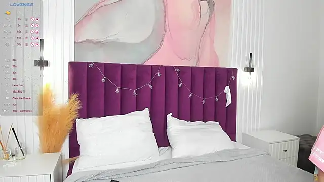 KetrinWhite online show from 01/16/25, 01:37