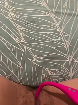 Snapshot of Sensolyss chatting on 12/18/24, 08:47 Sensolyss online show from 12/18/24, 08:47