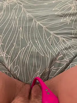 Snapshot of Sensolyss chatting on 12/29/24, 05:33 Sensolyss online show from 12/29/24, 05:33