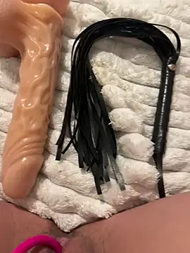 Snapshot of Sensolyss chatting on 03/07/25, 07:38 Sensolyss online show from 03/07/25, 07:38