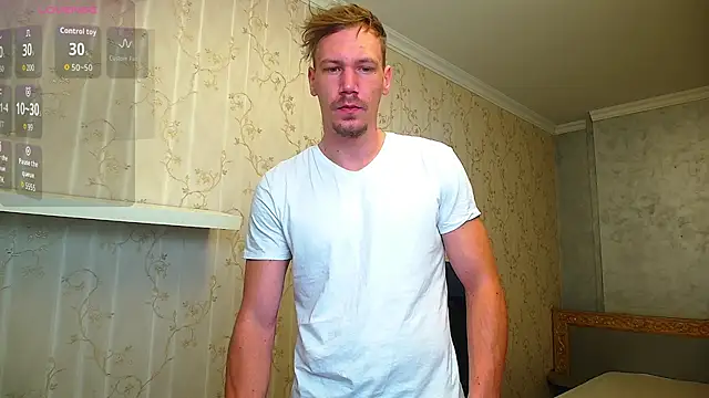 Snapshot of MateoBenjaminX chatting on 10/11/25, 05:50 MateoBenjaminX online show from 10/11/25, 05:50