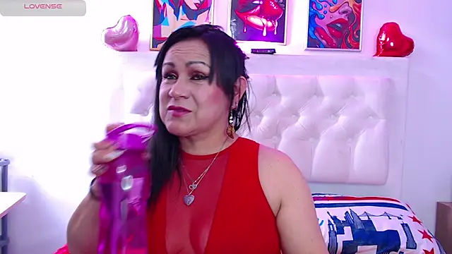 jescaoporto4 online show from 05/28/26, 08:50