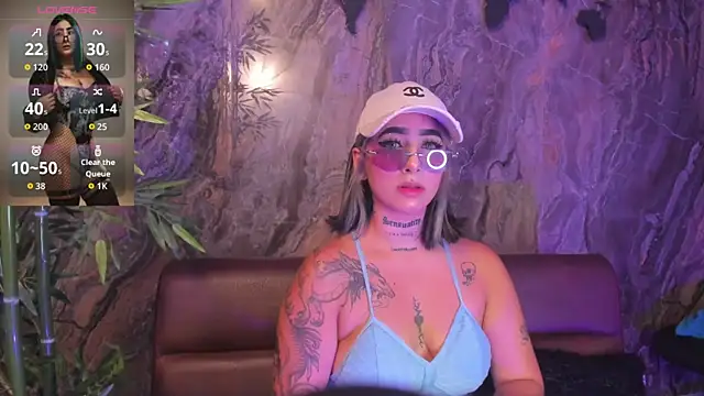 Alahia Dangelo online show from 10/22/25, 05:34