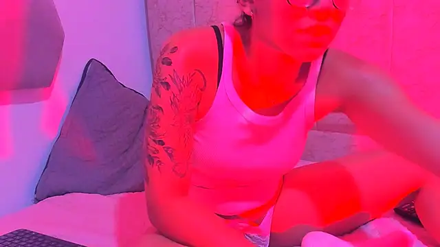 Snapshot of _maria_foxx_ chatting on 01/13/25, 01:39 maria foxx online show from 01/13/25, 01:39