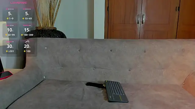 Snapshot of _maria_foxx_ chatting on 09/12/25, 03:50 maria foxx online show from 09/12/25, 03:50