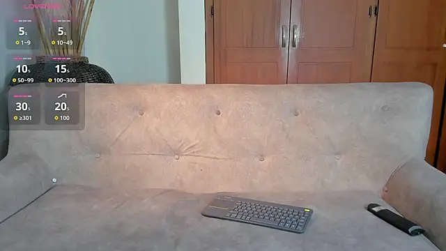 Snapshot of _maria_foxx_ chatting on 09/21/25, 02:46 maria foxx online show from 09/21/25, 02:46