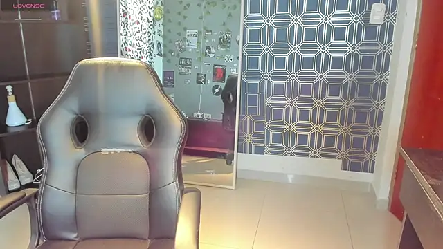 Snapshot of _maria_foxx_ chatting on 11/22/25, 07:02 maria foxx online show from 11/22/25, 07:02