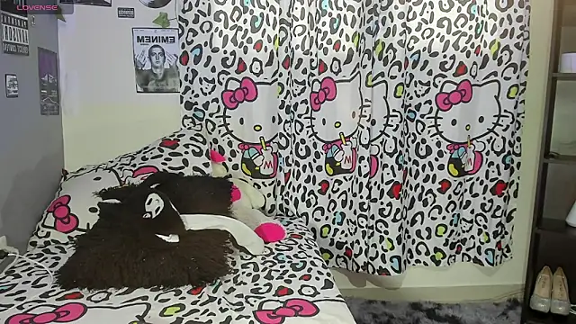 Snapshot of _maria_foxx_ chatting on 11/28/25, 06:32 maria foxx online show from 11/28/25, 06:32