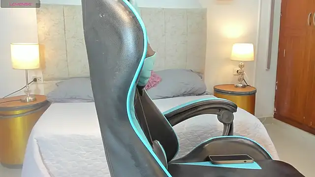 Snapshot of _maria_foxx_ chatting on 12/05/25, 06:26 maria foxx online show from 12/05/25, 06:26