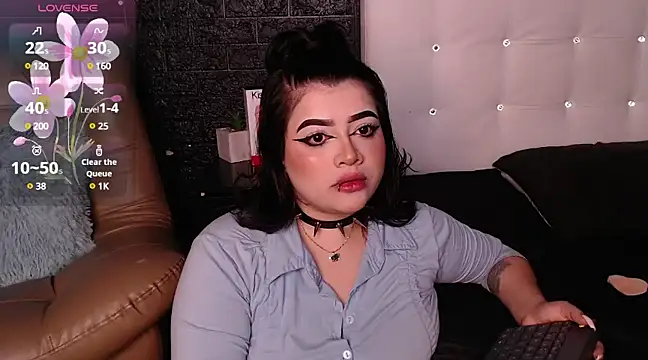 Snapshot of _ValeryStone_ chatting on 02/22/25, 08:42  ValeryStone  online show from 02/22/25, 08:42