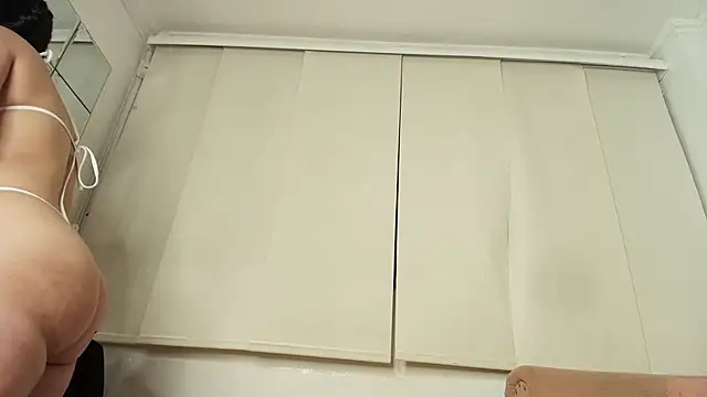 sandy rivas online show from 09/28/25, 12:21