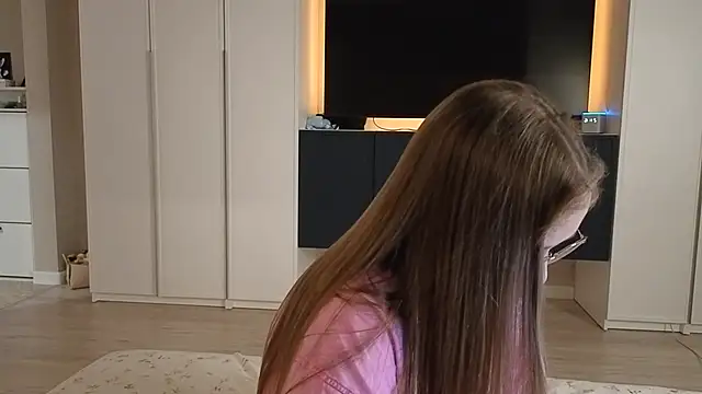 endlesssoffi online show from 11/21/25, 06:17