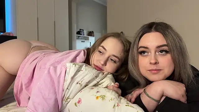 endlesssoffi online show from 04/20/26, 09:16