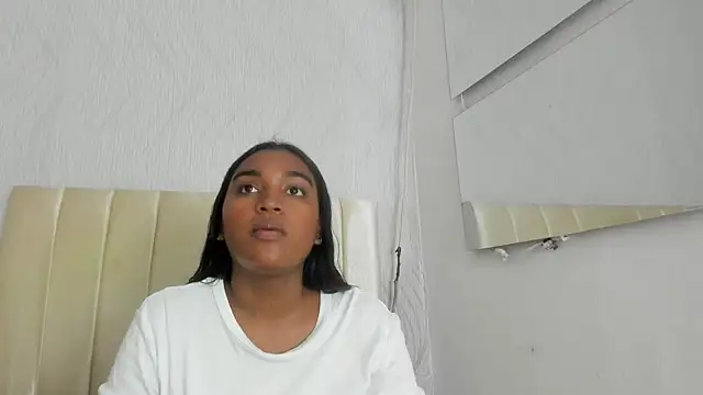 kayna gomez online show from 04/22/26, 07:15