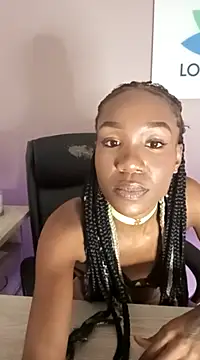 KarlaBelluci online show from 01/10/25, 08:04