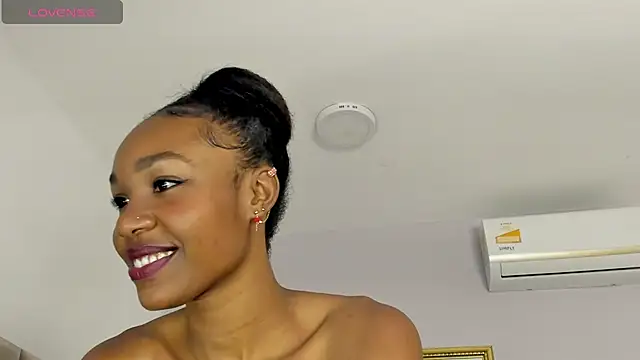 KarlaBelluci online show from 03/20/25, 01:57