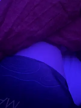 Hugo76578 online show from 01/17/26, 09:36