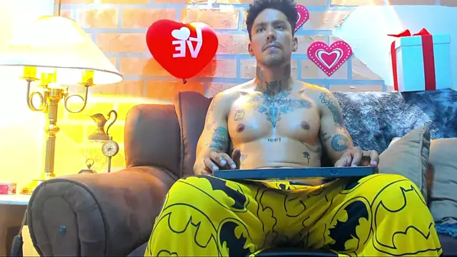 Snapshot of Dylanstonne chatting on 02/14/25, 08:59 Dylanstonne online show from 02/14/25, 08:59