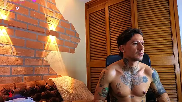 Dylanstonne online show from 12/17/25, 09:21