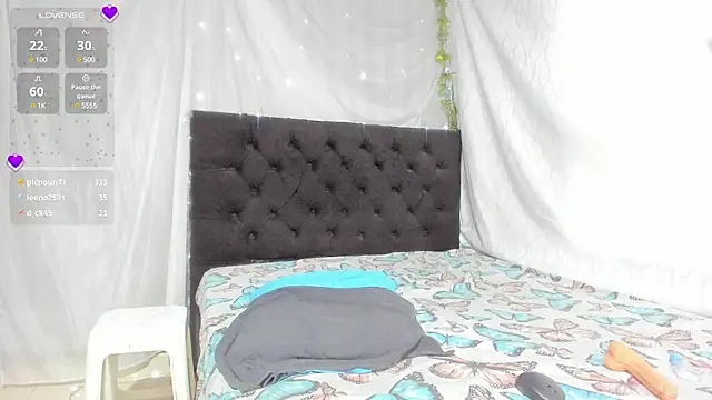 emi henao online show from 03/07/25, 07:27