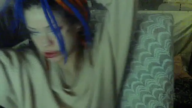 Snapshot of iva_spirit chatting on 12/12/24, 11:47 iva spirit online show from 12/12/24, 11:47