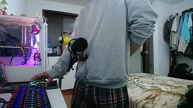 esjrobles online show from 01/04/25, 07:24