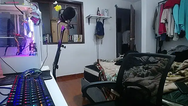 esjrobles online show from 01/23/25, 04:52