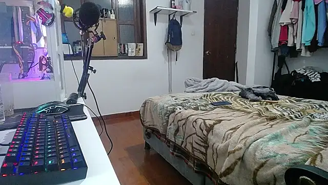 esjrobles online show from 01/24/25, 05:31