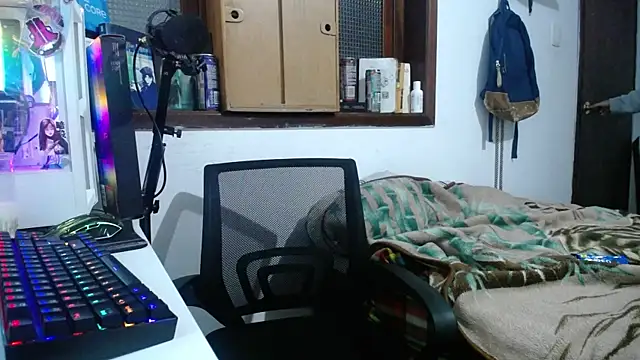 esjrobles online show from 01/30/25, 03:33